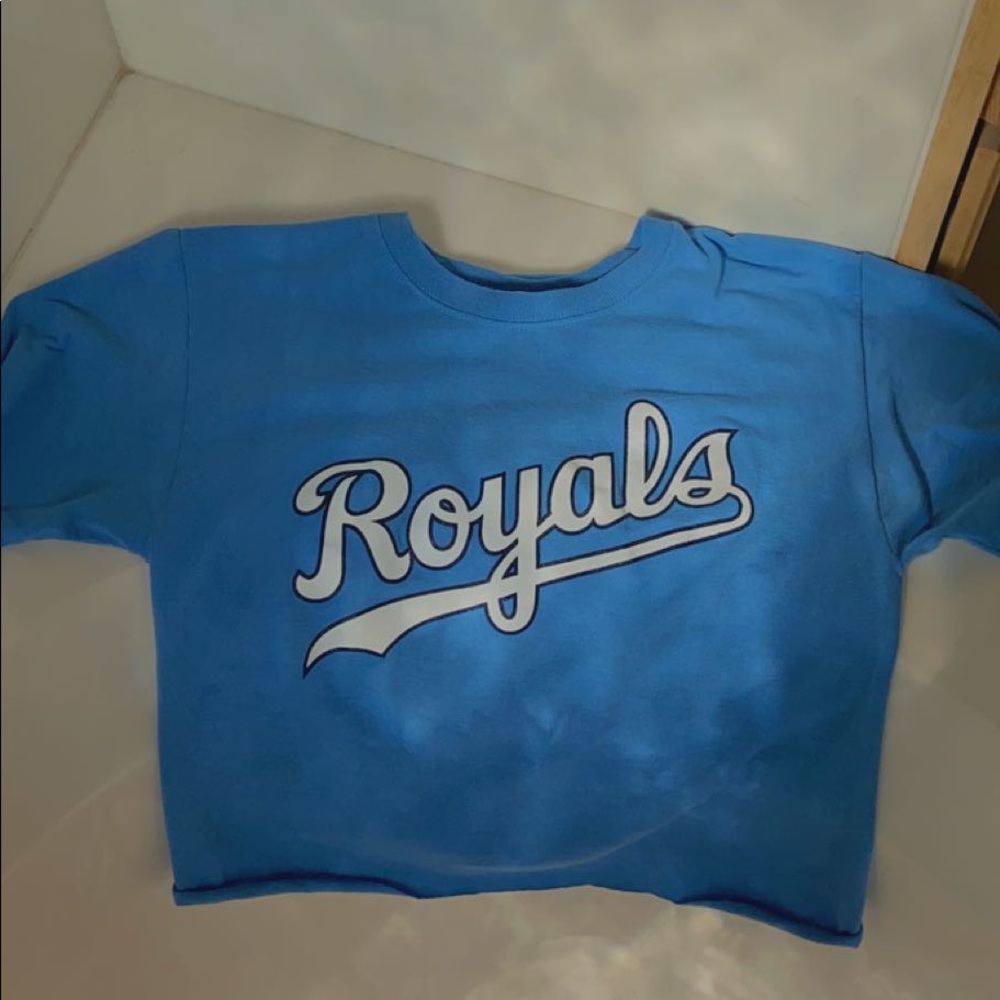 Bright blue royals comaianni tee!